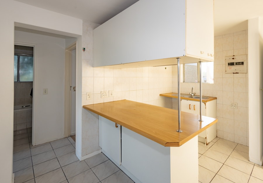 2 Bedroom Property for Sale in Churchill Estate Western Cape